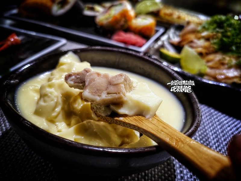 高雄 八十八丼