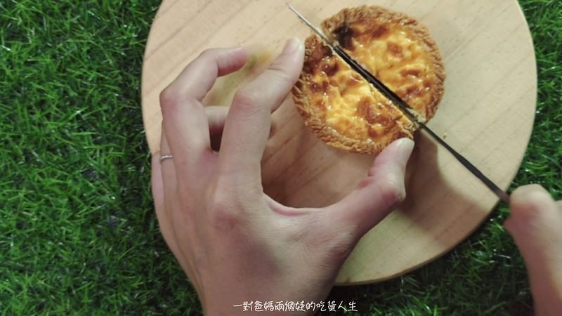 新北美食│三道手│甜點烘焙│芙蓉蛋塔必吃、香草泡芙必嗑,還有多種麵包、菠蘿包、生乳捲都是高CP、省荷包且一吃就會上癮的國民美味。
