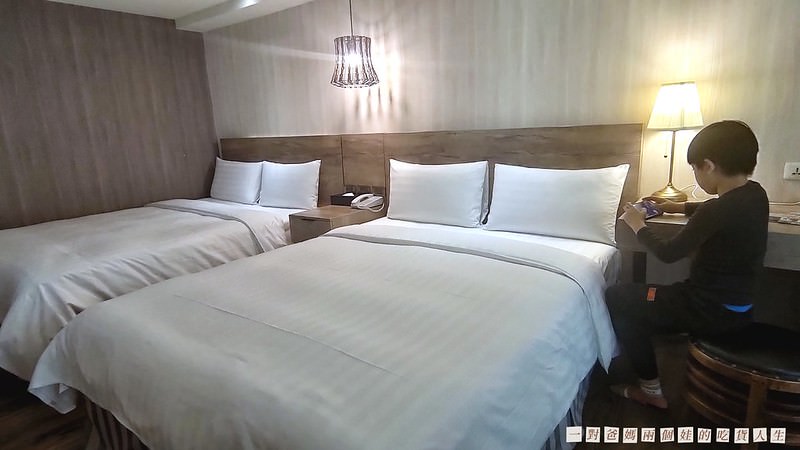 嘉義住宿│西區│隱藏於文化路夜市間的超優質住宿,浮誇系吃到飽早餐更是讓人驚艷的享受。