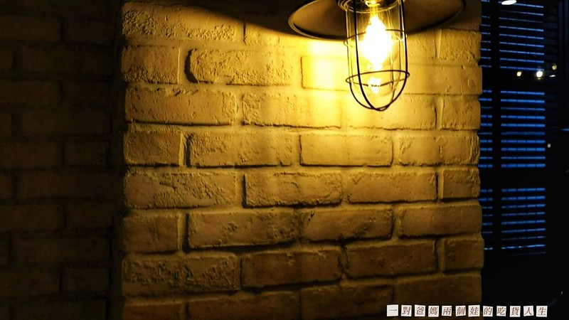 嘉義住宿│西區│隱藏於文化路夜市間的超優質住宿,浮誇系吃到飽早餐更是讓人驚艷的享受。