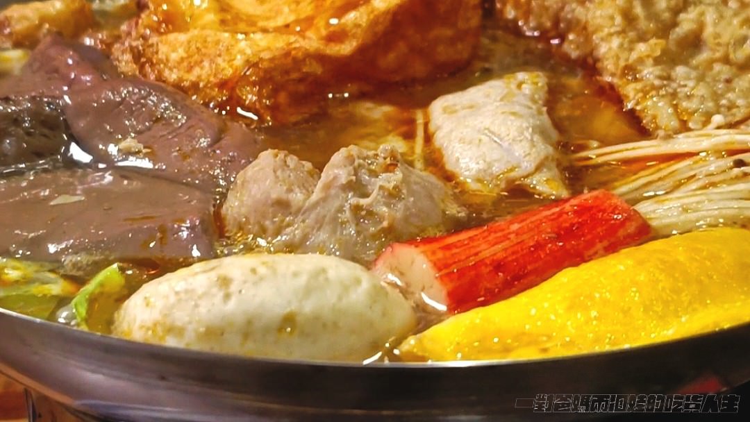 老爺車炮蛋蔥油餅│高雄左營│炸蛋麻辣鍋、豬油拌飯、拌麵、打拋豬、鍋燒,讓你銅板價就能吃上! - 第23張圖 老爺車炮蛋蔥油餅│高雄左營│炸蛋麻辣鍋、豬油拌飯、拌麵、打拋豬、鍋燒,讓你銅板價就能吃上!