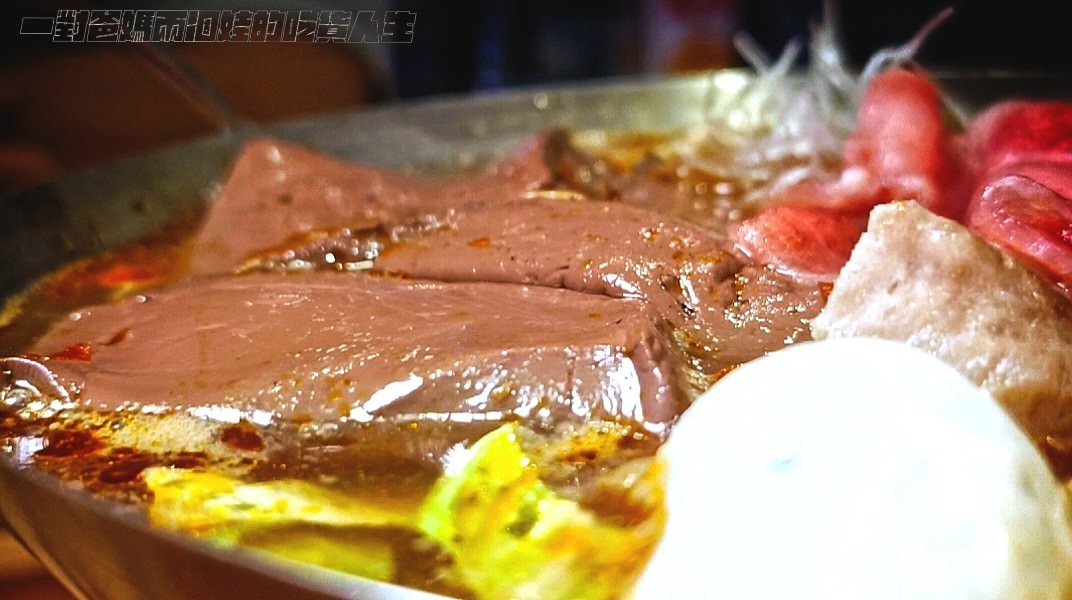老爺車炮蛋蔥油餅│高雄左營│炸蛋麻辣鍋、豬油拌飯、拌麵、打拋豬、鍋燒,讓你銅板價就能吃上! - 第20張圖 老爺車炮蛋蔥油餅│高雄左營│炸蛋麻辣鍋、豬油拌飯、拌麵、打拋豬、鍋燒,讓你銅板價就能吃上!