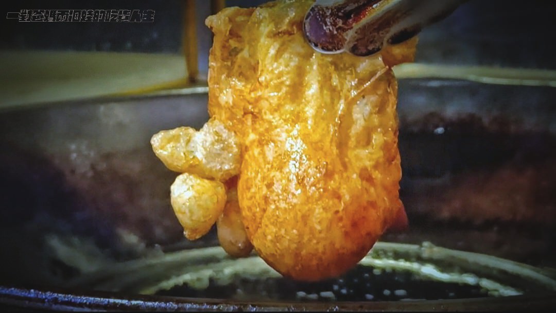 老爺車炮蛋蔥油餅│高雄左營│炸蛋麻辣鍋、豬油拌飯、拌麵、打拋豬、鍋燒,讓你銅板價就能吃上! - 第15張圖 老爺車炮蛋蔥油餅│高雄左營│炸蛋麻辣鍋、豬油拌飯、拌麵、打拋豬、鍋燒,讓你銅板價就能吃上!