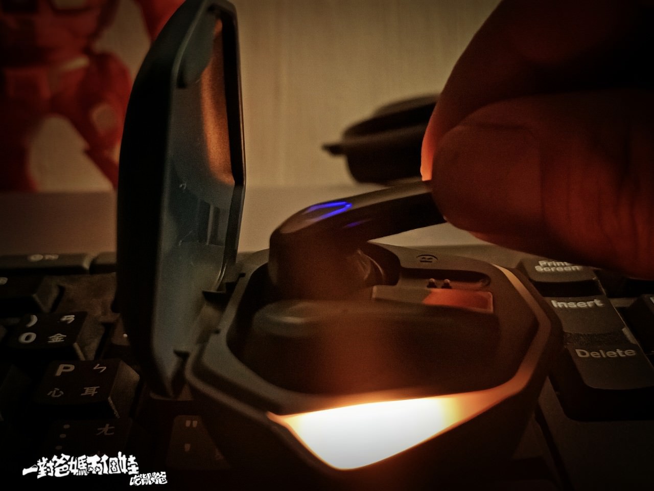 E-books SS39  電競RGB魔影電量顯示藍牙5.3耳機，一鍵啟動聽音樂、打手遊、追劇的好朋友！