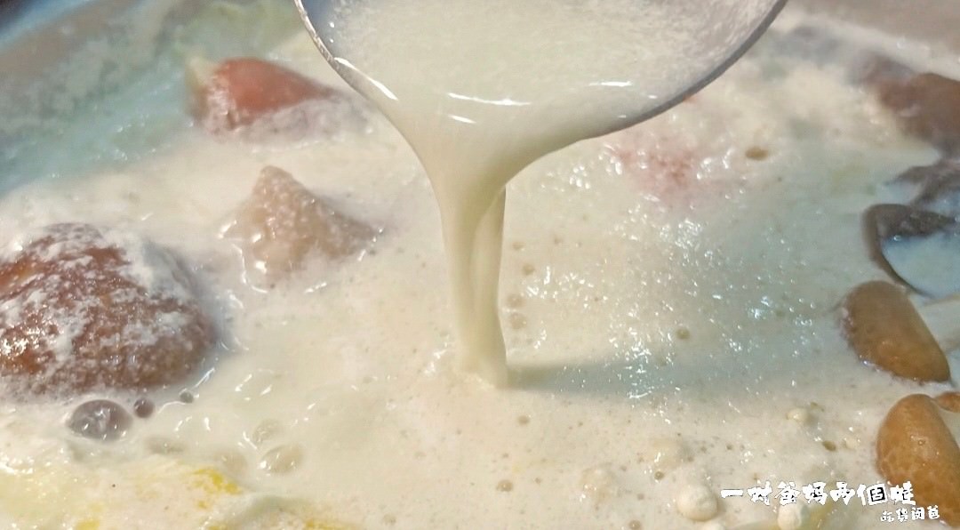 賀呷一食鍋│高雄三民│低調平價自助吧吃到飽小火鍋,麻辣鴨血、牛奶、咖哩、泡菜鍋重口味必吃,昆布柴魚意外夠味必點! - 第50張圖 賀呷一食鍋│高雄三民│低調平價自助吧吃到飽小火鍋,麻辣鴨血、牛奶、咖哩、泡菜鍋重口味必吃,昆布柴魚意外夠味必點!