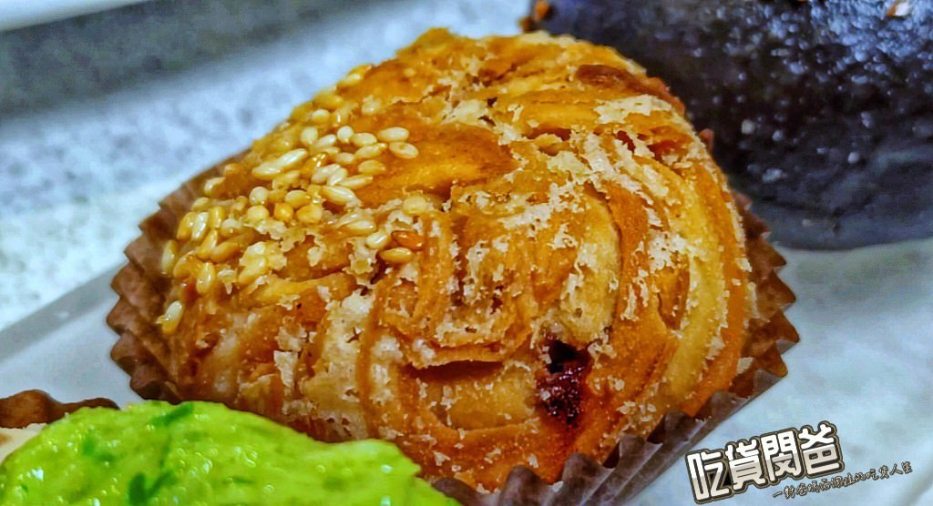 LA時尚川菜 • 台南善化 • 超狂片皮鴨、麻辣鴨鍋必點！給你滿滿川味江湖菜色，讓你呼朋引伴的聚餐首選！