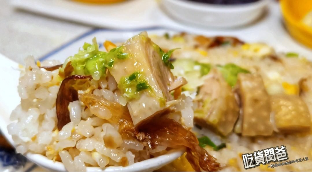 LA時尚川菜 • 台南善化 • 超狂片皮鴨、麻辣鴨鍋必點！給你滿滿川味江湖菜色，讓你呼朋引伴的聚餐首選！