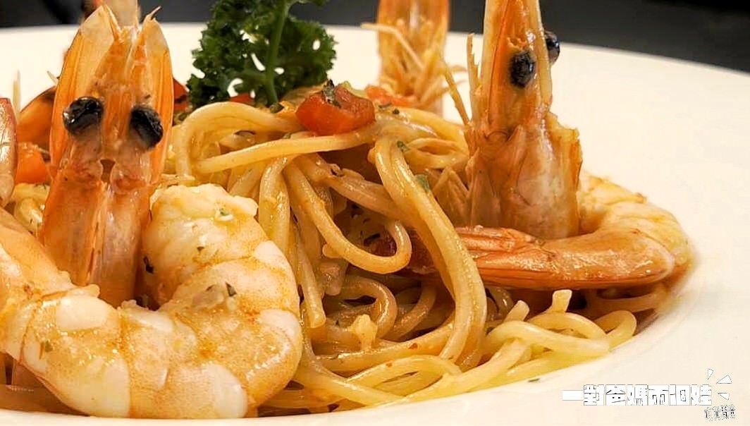 ROSA義大利餐廳。高雄左營。肉大塊!海味鮮!份量霸氣!價格更是高CP且貼近人心的義大利料理,讓你一吃愛上! - 第46張圖 ROSA義大利餐廳。高雄左營。肉大塊!海味鮮!份量霸氣!價格更是高CP且貼近人心的義大利料理,讓你一吃愛上!