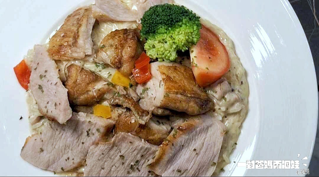 ROSA義大利餐廳。高雄左營。肉大塊!海味鮮!份量霸氣!價格更是高CP且貼近人心的義大利料理,讓你一吃愛上! - 第27張圖 ROSA義大利餐廳。高雄左營。肉大塊!海味鮮!份量霸氣!價格更是高CP且貼近人心的義大利料理,讓你一吃愛上!