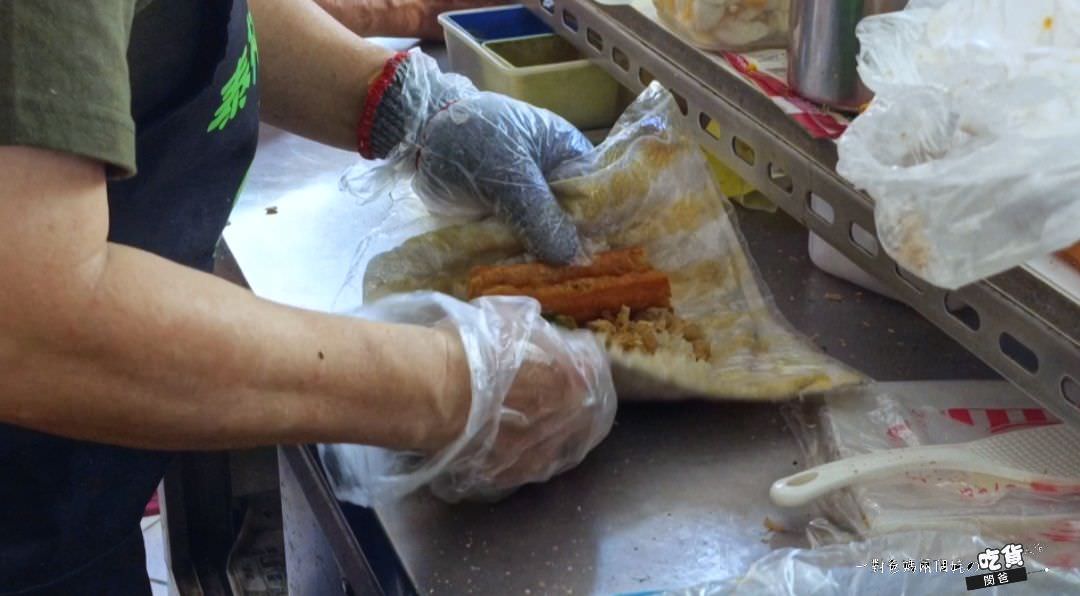郭家飯糰 ｜高醫美食｜小顆剛剛好，大顆吃會很飽，米Q不脹氣、油條脆香、配料夠誠意！