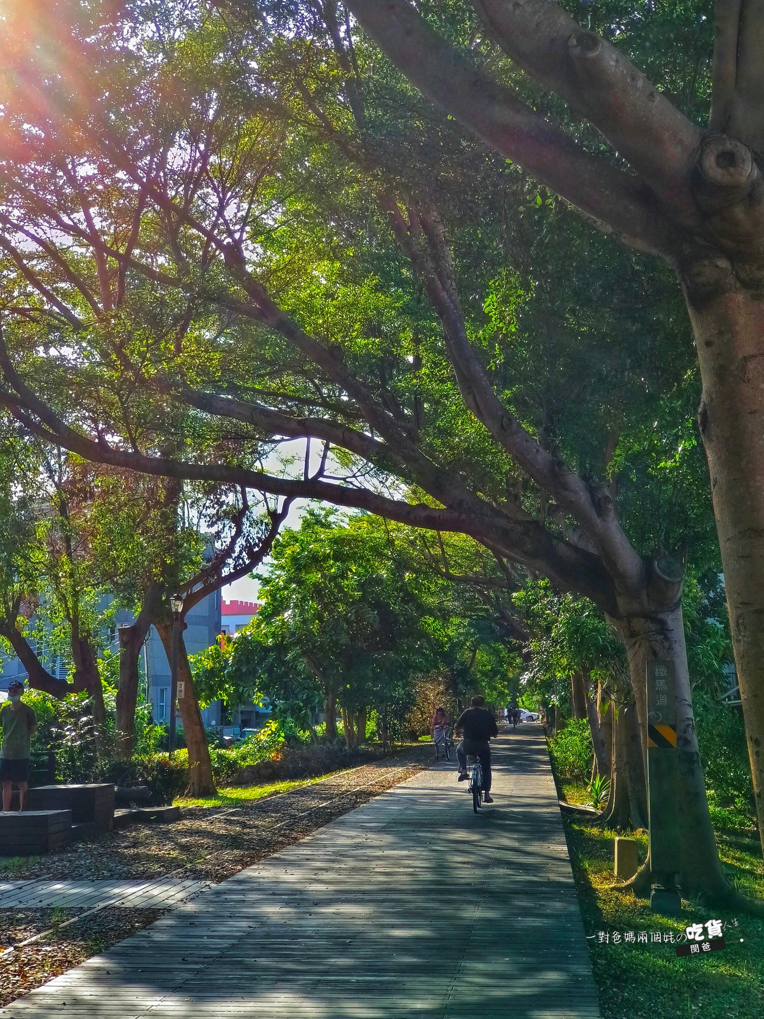 台東平價親子住宿 • 鐵道旅驛 • 讓孩子嗨到爆的星空親子房,還有走路就能到鐵花村、微光集這讓你從白天玩到晚上! - 第49張圖 台東平價親子住宿 • 鐵道旅驛 • 讓孩子嗨到爆的星空親子房,還有走路就能到鐵花村、微光集這讓你從白天玩到晚上!