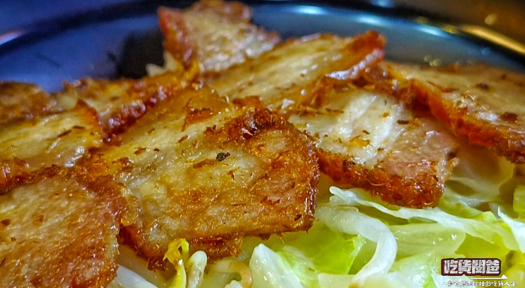 老爺美食館|高雄三民|近一甲子的米其林必比登2023平價小吃,焦糖燻鴨、香茅煎肉飯、三骨魚湯讓人一吃愛上! - 第19張圖 老爺美食館|高雄三民|近一甲子的米其林必比登2023平價小吃,焦糖燻鴨、香茅煎肉飯、三骨魚湯讓人一吃愛上!