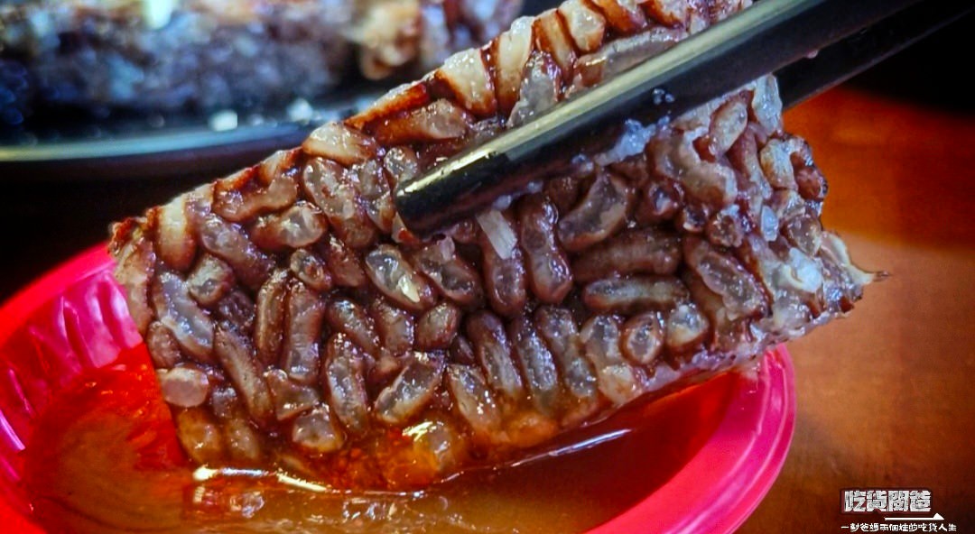 老爺美食館|高雄三民|近一甲子的米其林必比登2023平價小吃,焦糖燻鴨、香茅煎肉飯、三骨魚湯讓人一吃愛上! - 第28張圖 老爺美食館|高雄三民|近一甲子的米其林必比登2023平價小吃,焦糖燻鴨、香茅煎肉飯、三骨魚湯讓人一吃愛上!