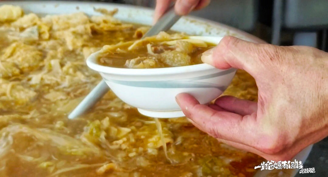 阿春師什菜｜高雄左營｜從小吃到大到古早味，雜菜配白飯是標配、筍乾封肉必點，一吃愛上的美味！