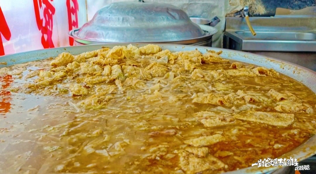 阿春師什菜｜高雄左營｜從小吃到大到古早味，雜菜配白飯是標配、筍乾封肉必點，一吃愛上的美味！