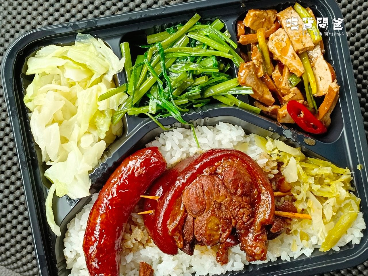 古早魏爌肉飯|高雄鳳山|醬香、油亮滑嫩的腿庫飯必吃,爌肉、肉燥、豬腳、雞腿更是人氣必點! - 第6張圖 古早魏爌肉飯|高雄鳳山|醬香、油亮滑嫩的腿庫飯必吃,爌肉、肉燥、豬腳、雞腿更是人氣必點!