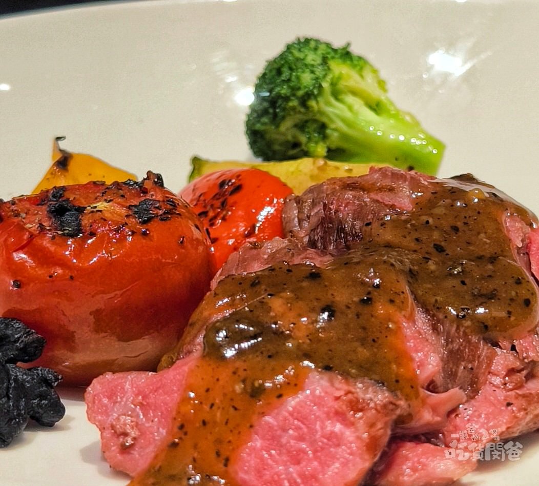 日月潭力麗溫德姆溫泉酒店|南投親子住宿|超狂豪華一泊二食吃到飽,再給你獨立雙泉泡湯雙浴缸、露天泳池、KTV、SPA裸湯,住過愛上! - 第132張圖 日月潭力麗溫德姆溫泉酒店|南投親子住宿|超狂豪華一泊二食吃到飽,再給你獨立雙泉泡湯雙浴缸、露天泳池、KTV、SPA裸湯,住過愛上!