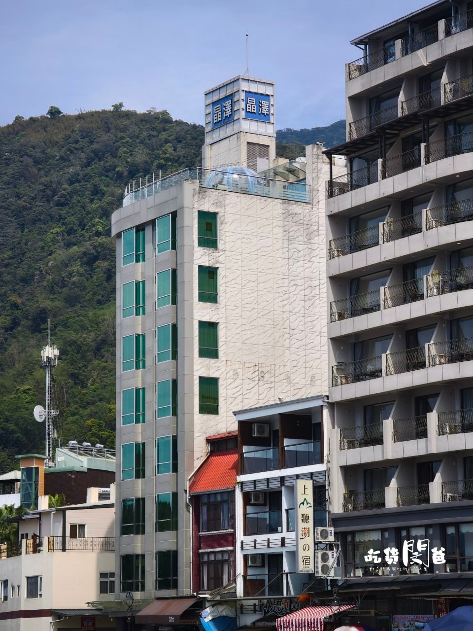 日月潭住宿推薦｜晶澤會館｜ 空中觀景台坐擁無敵湖景、星空夜景，高CP一泊二食、宵夜限定月光酒吧，理想型住宿飯店就是它。
