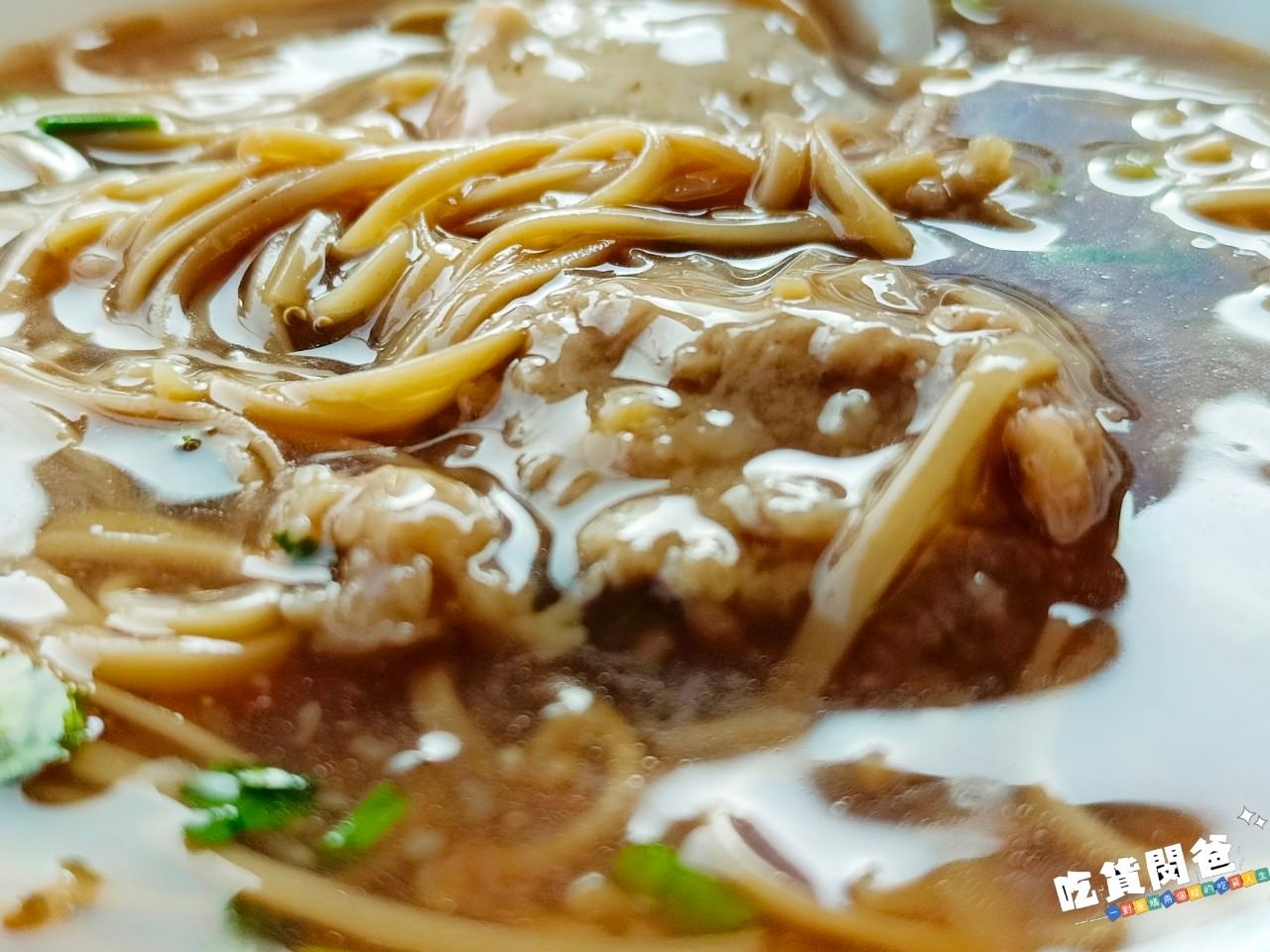 中都麵線羹|高雄三民|銅板價!在地古早味紅麵線,魚塊彈牙、肉塊Q實、羹湯夠味,麵線滑口,一吃愛上! - 第16張圖 中都麵線羹|高雄三民|銅板價!在地古早味紅麵線,魚塊彈牙、肉塊Q實、羹湯夠味,麵線滑口,一吃愛上!