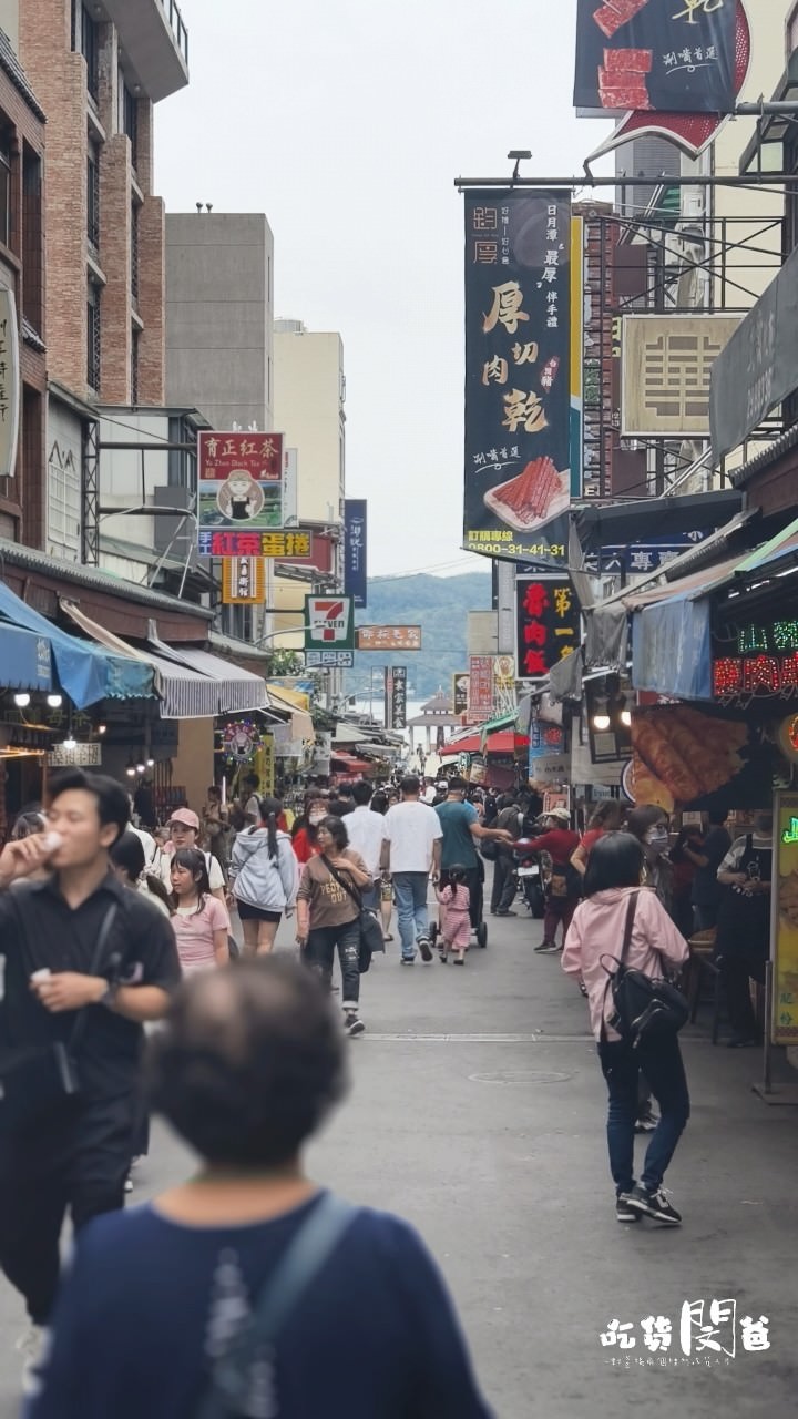 日月潭住宿推薦｜晶澤會館｜ 空中觀景台坐擁無敵湖景、星空夜景，高CP一泊二食、宵夜限定月光酒吧，理想型住宿飯店就是它。