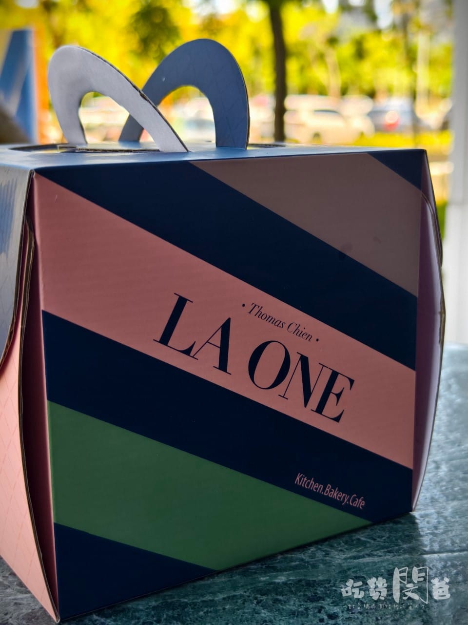LA ONE Bakery烘焙坊｜高雄鼓山｜今年爸爸節就吃這家！麵包蛋糕夠狂！披薩甜點一吃愛上！