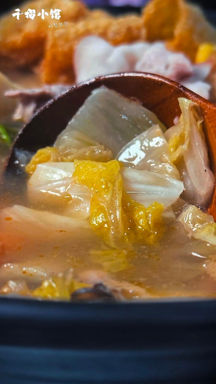 高雄武廟火鍋推薦│千槢小館│酸菜白肉鍋、胡椒豬肚必吃、無敵叉燒飯、泰式涼拌魷魚、起司芋見泥,一吃愛上 - 第21張圖 高雄武廟火鍋推薦│千槢小館│酸菜白肉鍋、胡椒豬肚必吃、無敵叉燒飯、泰式涼拌魷魚、起司芋見泥,一吃愛上
