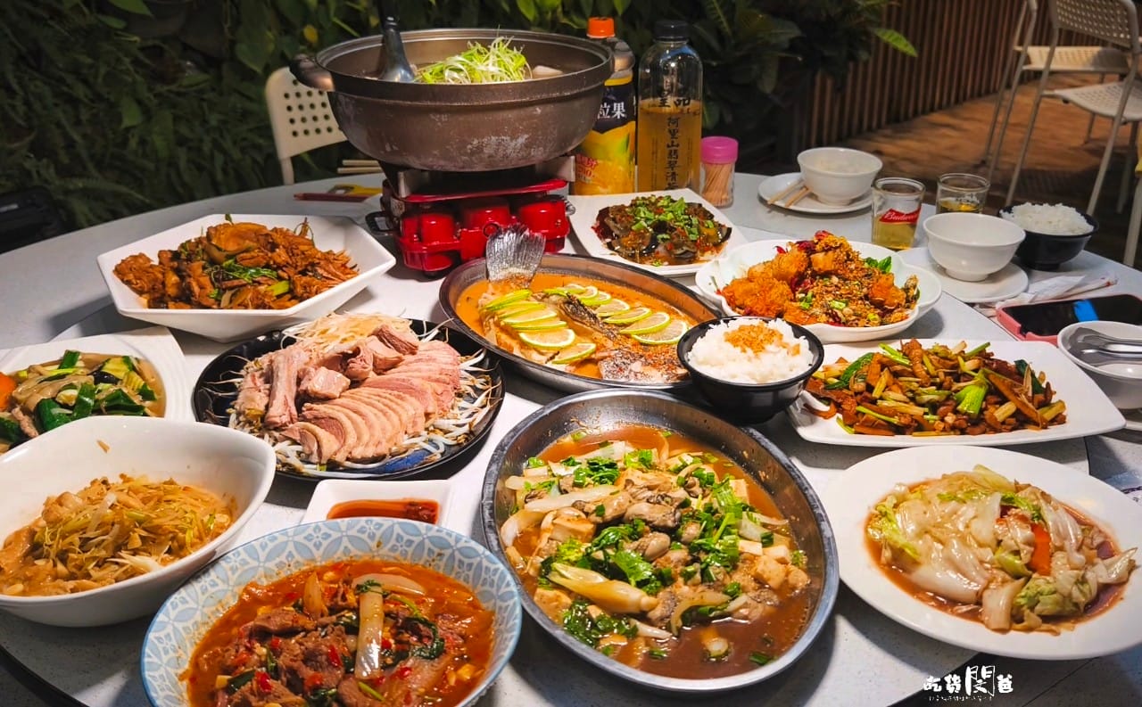 阿國鵝肉2.0|高雄左營|在地人氣熱炒店,鹹水鵝肉、熱炒必吃,鵝肉還能12種吃法!家人朋友聚餐宵夜首選! - 第1張圖 阿國鵝肉2.0|高雄左營|在地人氣熱炒店,鹹水鵝肉、熱炒必吃,鵝肉還能12種吃法!家人朋友聚餐宵夜首選!