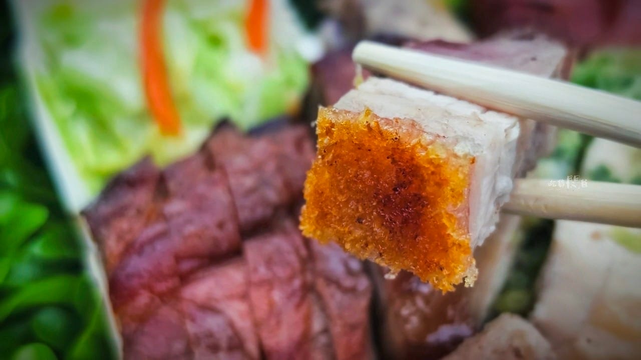 仁記燒臘│高雄左營│超佛！超狂燒臘便當店！口味很討喜！價格超親民！份量超霸氣！讓你一吃成主顧的燒臘店！