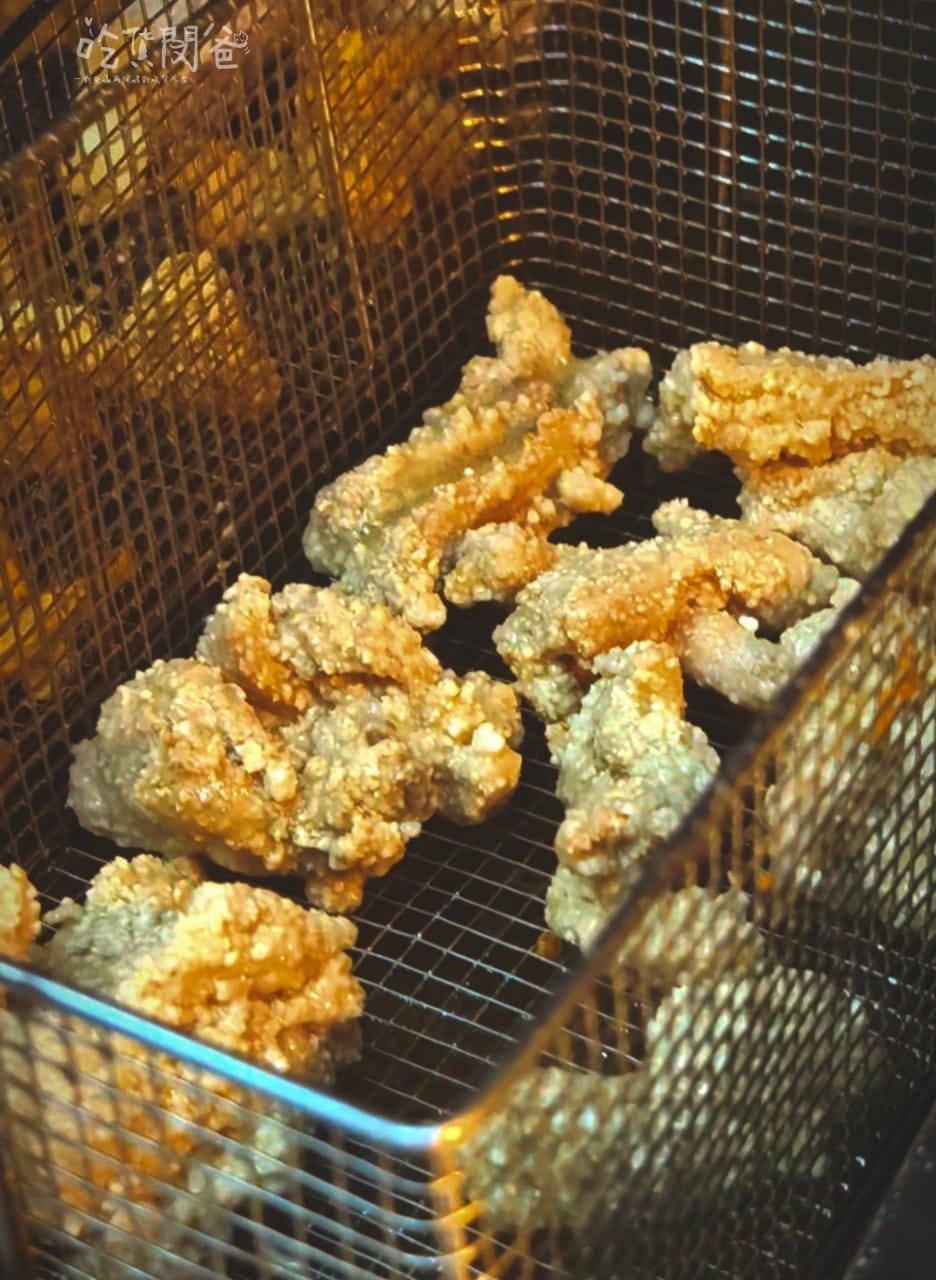 蘋果雞鹹酥雞香雞排│高雄林園│超佛60元比臉大雞排必吃！一字骨爽爽啃骨嗑肉！下午茶、消夜首選！