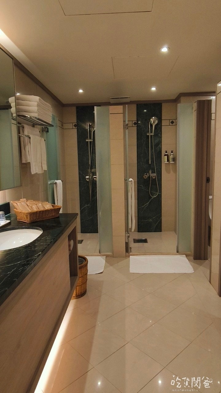 娜路彎大酒店 │台東住宿推薦│超浮誇豪華家庭房讓你一住愛上!吃喝玩樂讓你從入住玩到退房! - 第24張圖 娜路彎大酒店 │台東住宿推薦│超浮誇豪華家庭房讓你一住愛上!吃喝玩樂讓你從入住玩到退房!