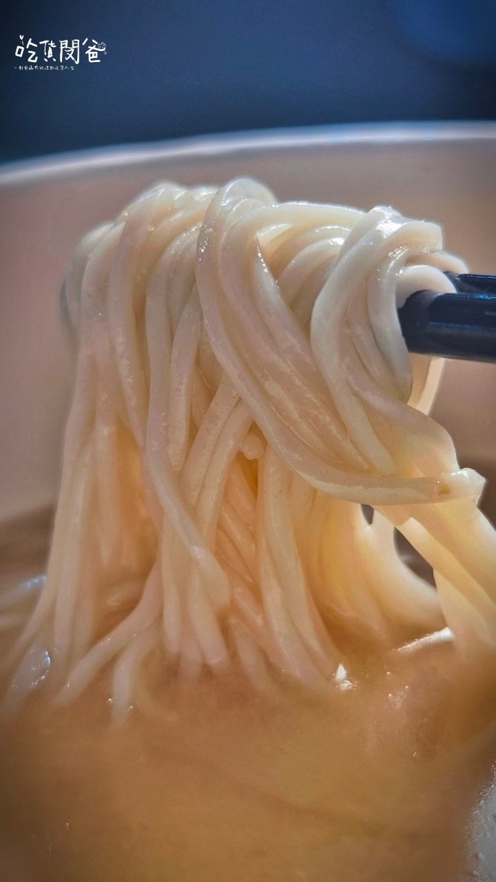 高雄便當推薦│老爺美食館鳳山店│米其林認證的平價便當,迷人焦糖燻鴨香!鴨腿、鴨胸、香茅煎肉混搭鴨絲飯一吃愛上!打包回家! - 第40張圖 高雄便當推薦│老爺美食館鳳山店│米其林認證的平價便當,迷人焦糖燻鴨香!鴨腿、鴨胸、香茅煎肉混搭鴨絲飯一吃愛上!打包回家!