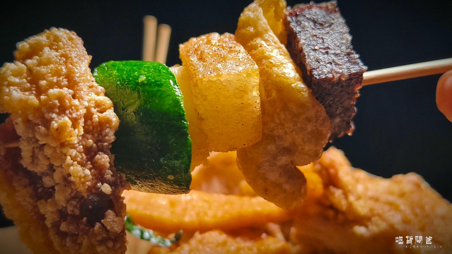 高雄前鎮|蘋果雞鹹酥雞|雞排只要60元還比臉大,真的超派!超厚超多汁!還有各式炸物,從下午茶吃到消夜! - 第18張圖 高雄前鎮|蘋果雞鹹酥雞|雞排只要60元還比臉大,真的超派!超厚超多汁!還有各式炸物,從下午茶吃到消夜!