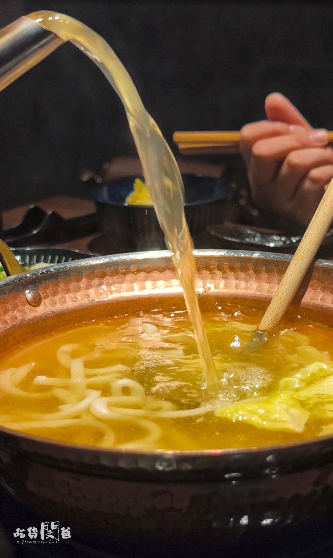 仲板前鍋物│高雄前金│一鍋入魂！巷弄隱藏版！超狂雜炊龍蝦鍋、午間限定甜甜價鍋物，一吃愛上！