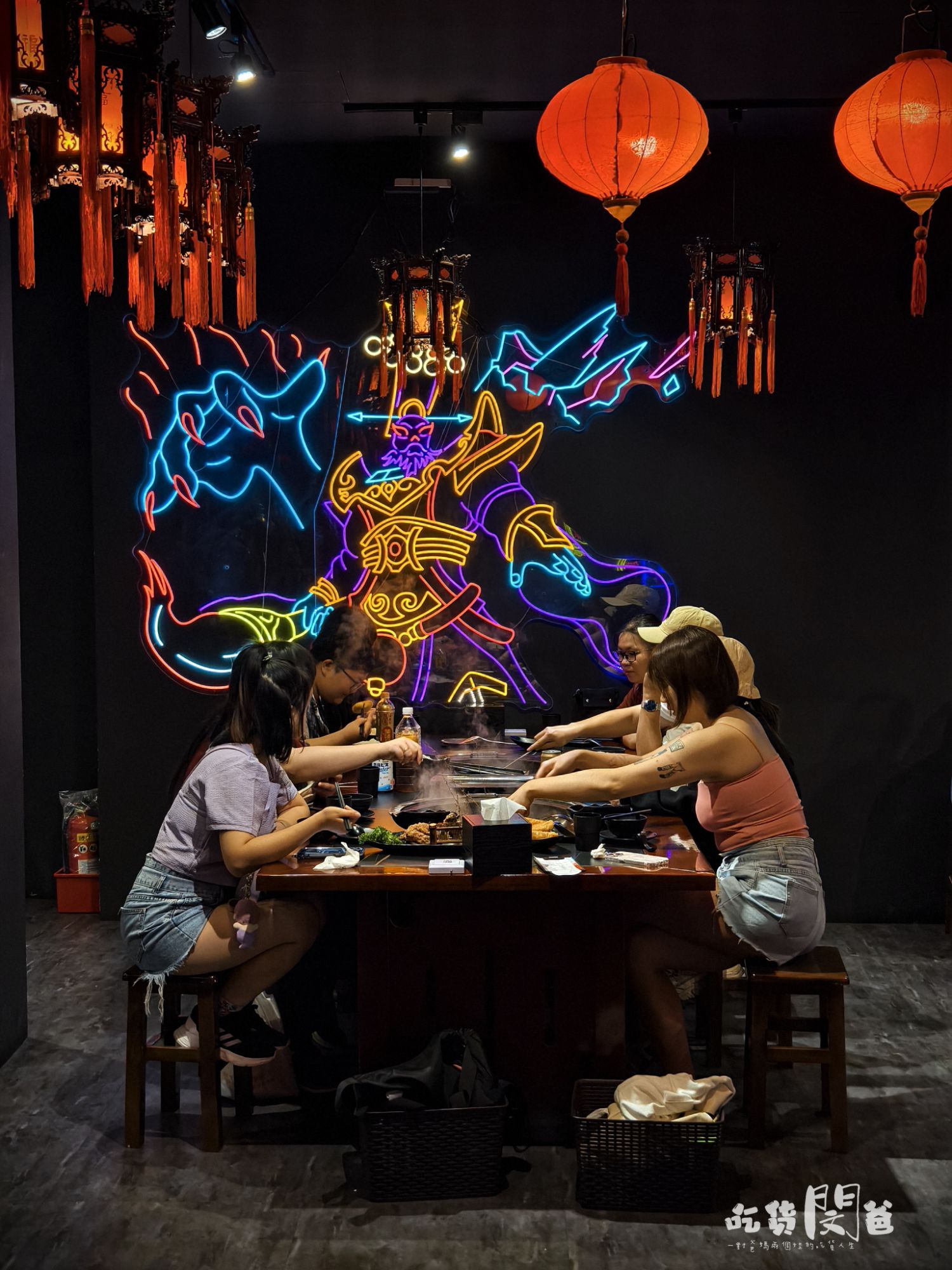 醉地府鐵鍋燉│台中西屯│激推！最強CP消夜場！百元熱炒超厲害，大大鐵鍋大口吃起來！