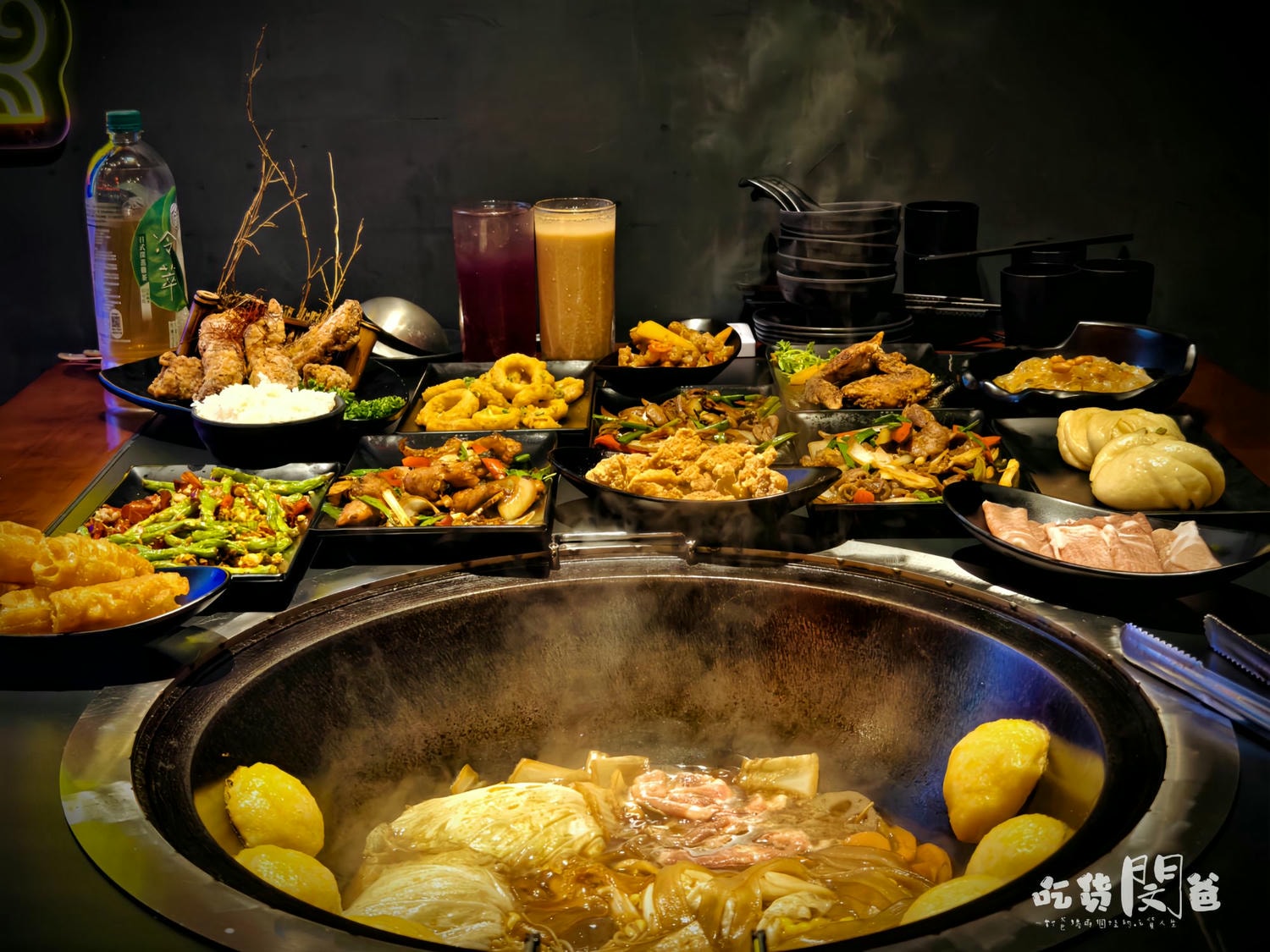 醉地府鐵鍋燉│台中西屯│激推！最強CP消夜場！百元熱炒超厲害，大大鐵鍋大口吃起來！
