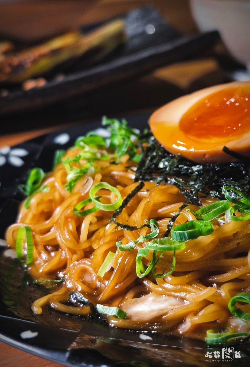 串吧酒食居│高雄前金│隱藏版食堂!超派宵夜場、最狂串燒,會一吃愛上! - 第37張圖 串吧酒食居│高雄前金│隱藏版食堂!超派宵夜場、最狂串燒,會一吃愛上!