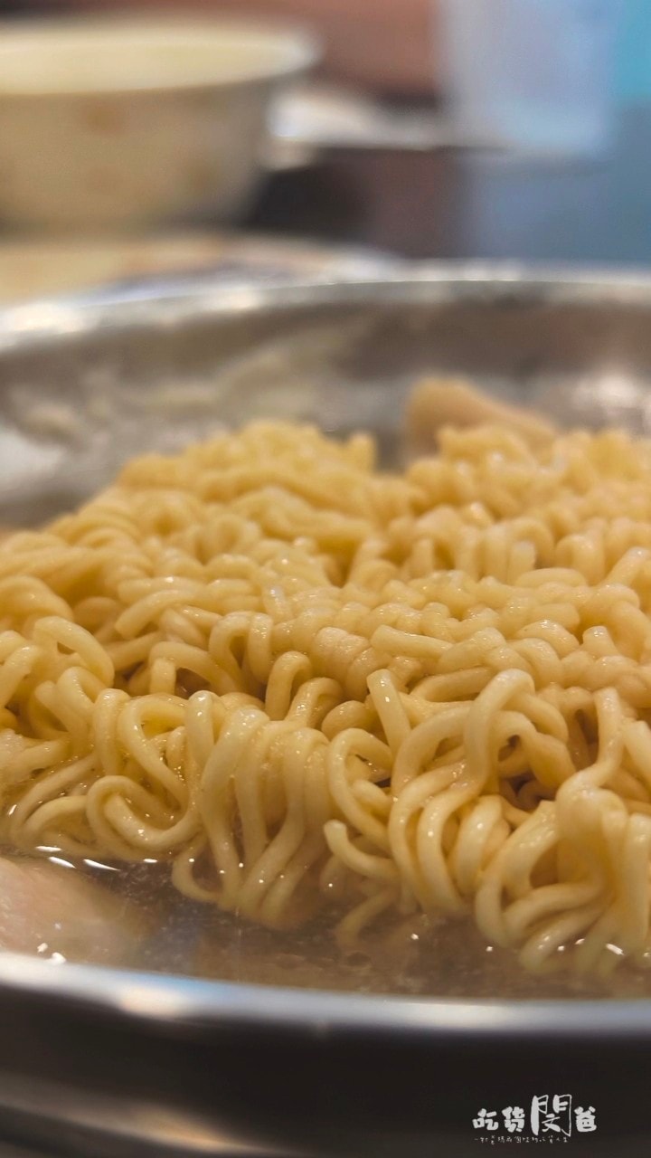 鼎鑄鍋物│高雄鳳山火鍋推薦│20多種風味的平價小火鍋吃到飽，吃飽吃巧，一吃愛上！