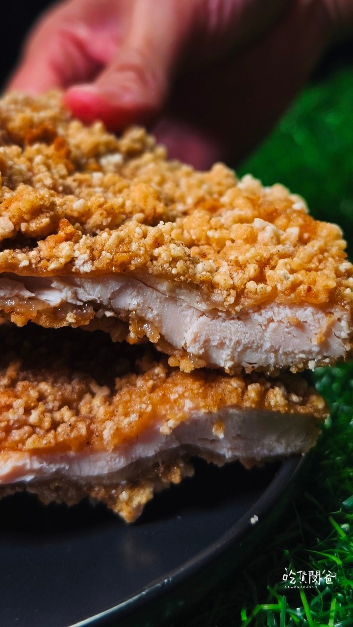 蘋果雞鹹酥雞│高雄鳳山│必吃！厚重多汁的６０元比臉大雞排！超佛！超派！超愛！