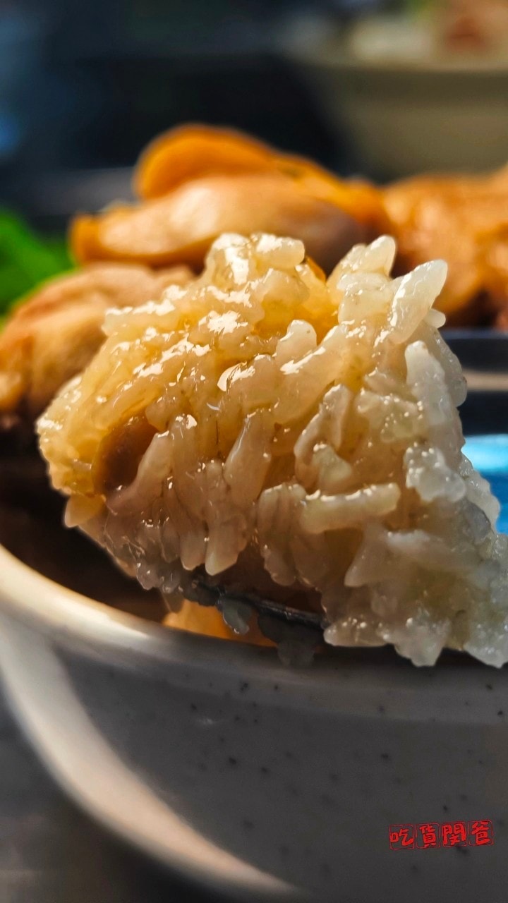 欣漁翁海產粥2.0 │高雄三民 │超狂巨無霸料多多人氣海產粥，一人吃兩人補！