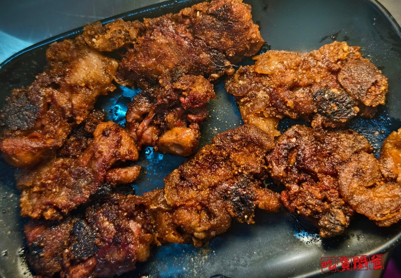 欣漁翁海產粥2.0 │高雄三民 │超狂巨無霸料多多人氣海產粥，一人吃兩人補！