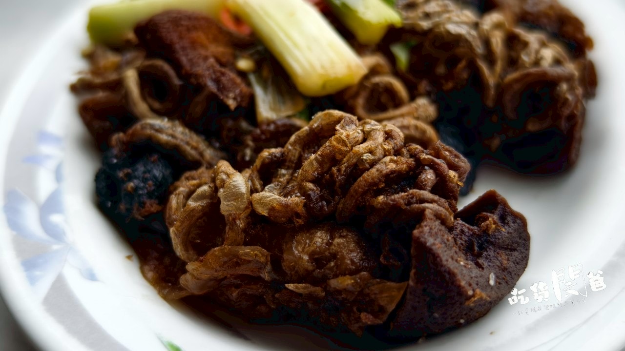三角窗菜尾湯、土豆肉燥飯│高雄大寮│超佛大碗公菜尾,搭個土豆肉燥飯,一吃愛上 ! - 第23張圖 三角窗菜尾湯、土豆肉燥飯│高雄大寮│超佛大碗公菜尾,搭個土豆肉燥飯,一吃愛上 !