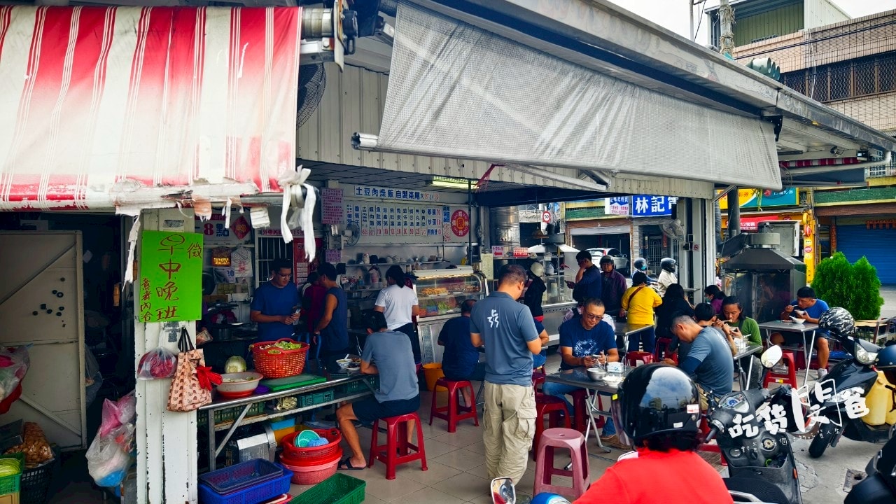 三角窗菜尾湯、土豆肉燥飯│高雄大寮│超佛大碗公菜尾,搭個土豆肉燥飯,一吃愛上 ! - 第27張圖 三角窗菜尾湯、土豆肉燥飯│高雄大寮│超佛大碗公菜尾,搭個土豆肉燥飯,一吃愛上 !