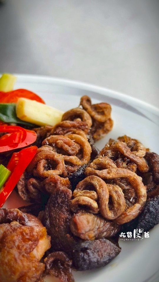 三角窗菜尾湯、土豆肉燥飯│高雄大寮│超佛大碗公菜尾,搭個土豆肉燥飯,一吃愛上 ! - 第21張圖 三角窗菜尾湯、土豆肉燥飯│高雄大寮│超佛大碗公菜尾,搭個土豆肉燥飯,一吃愛上 !