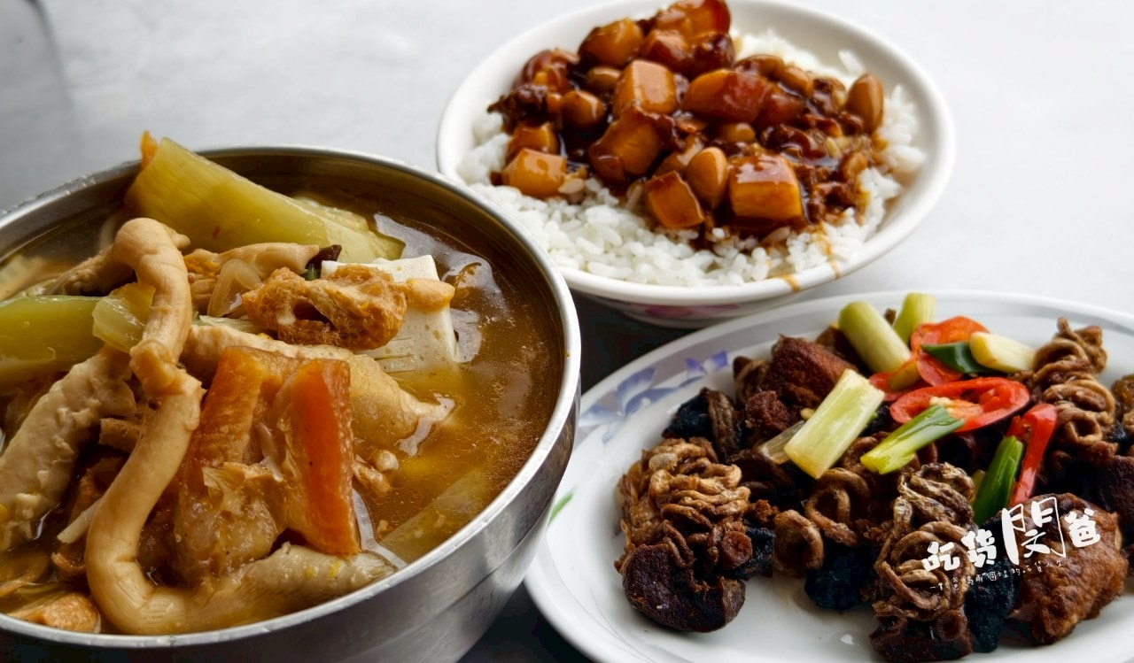 三角窗菜尾湯、土豆肉燥飯│高雄大寮│超佛大碗公菜尾,搭個土豆肉燥飯,一吃愛上 ! - 第6張圖 三角窗菜尾湯、土豆肉燥飯│高雄大寮│超佛大碗公菜尾,搭個土豆肉燥飯,一吃愛上 !