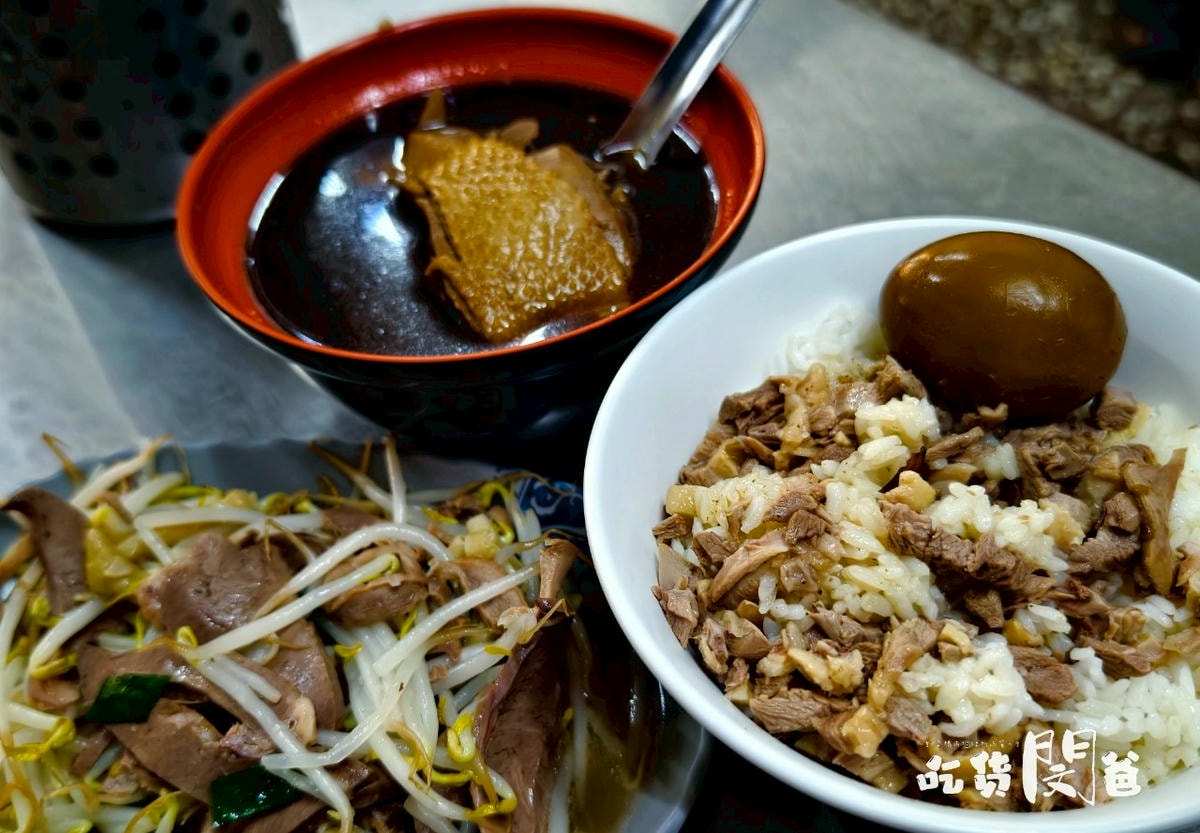 喜峰街當歸鴨麵線鴨肉飯│高雄三民│隱藏版│60年在地老店便宜好吃、份量大！一吃愛上！
