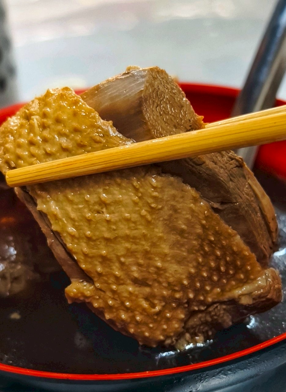 喜峰街當歸鴨麵線鴨肉飯│高雄三民│隱藏版│60年在地老店便宜好吃、份量大！一吃愛上！