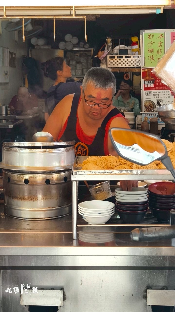 喜峰街當歸鴨麵線鴨肉飯│高雄三民│隱藏版│60年在地老店便宜好吃、份量大！一吃愛上！