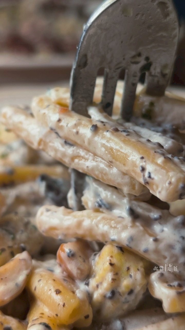 參粮蒔PASTA|高雄前金|隱藏版超派披薩、義大利麵、超醬燉飯吃起來吧! - 第18張圖 參粮蒔PASTA|高雄前金|隱藏版超派披薩、義大利麵、超醬燉飯吃起來吧!