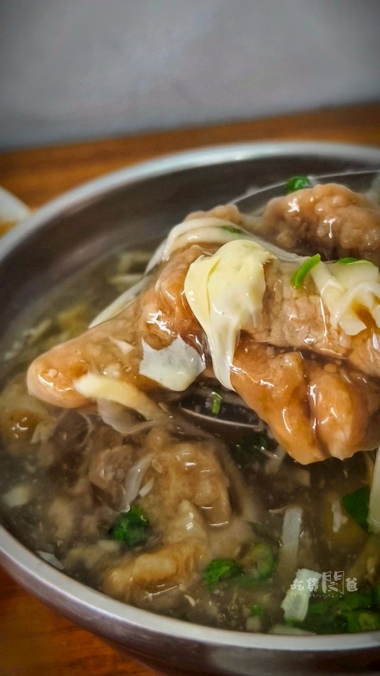 古早味土魠魚碗粿|高雄前鎮,炸魚超讚!肉粽碗粿Q彈,肉羹口感更是討喜! - 第18張圖 古早味土魠魚碗粿|高雄前鎮,炸魚超讚!肉粽碗粿Q彈,肉羹口感更是討喜!