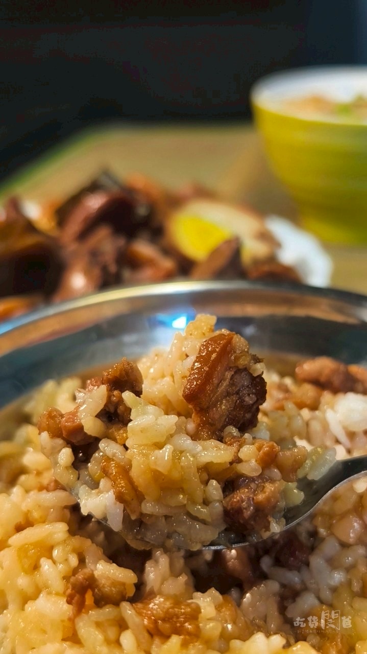 哈爾濱街陽春麵飯｜高雄三民｜後驛最強滷味！超佛心麵店，飯麵涮嘴！滷味秒殺！